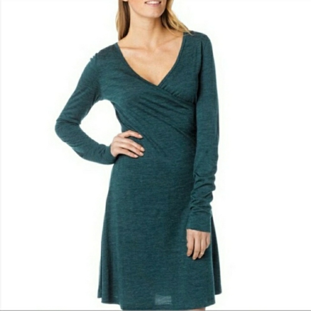 Prana 3/$25 Teal Long Sleeve Wrap dress